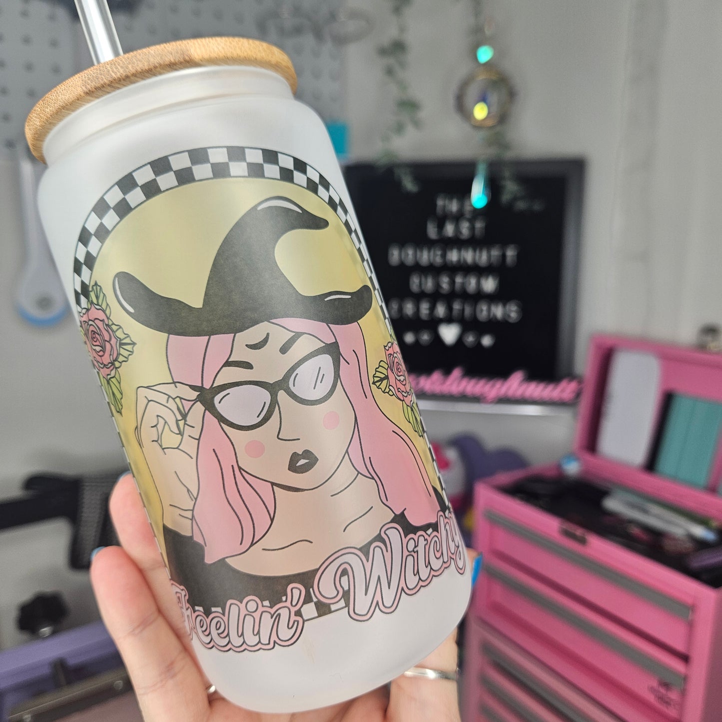 Feelin Witchy Pink Hair - 16oz Glass Can Cup